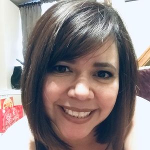 Meet your Posher, Inasia